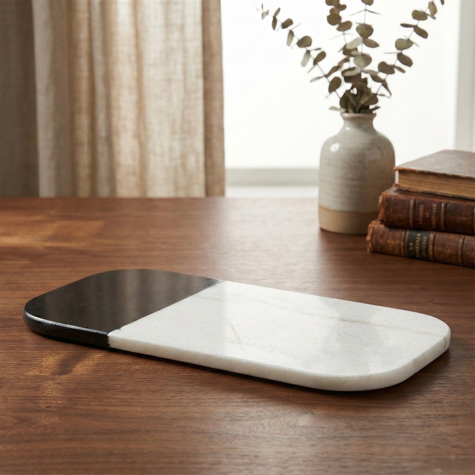 The NoirBlanc Tray - Hues & Craft