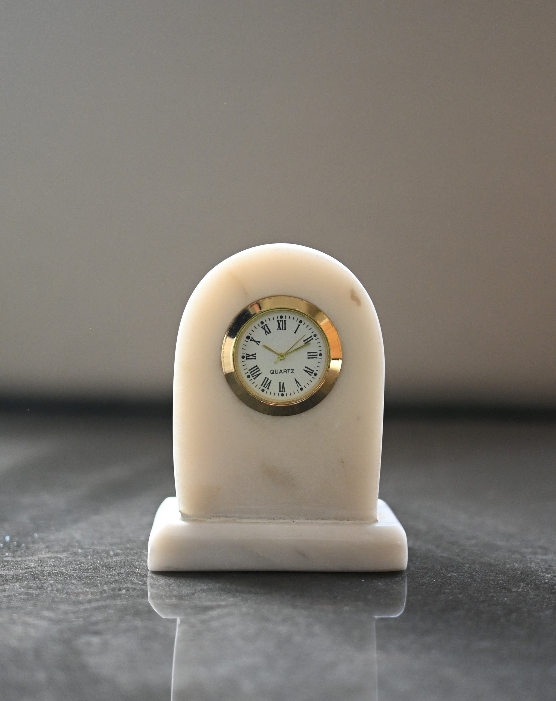 The Veloura Desk Clock - Hues & Craft